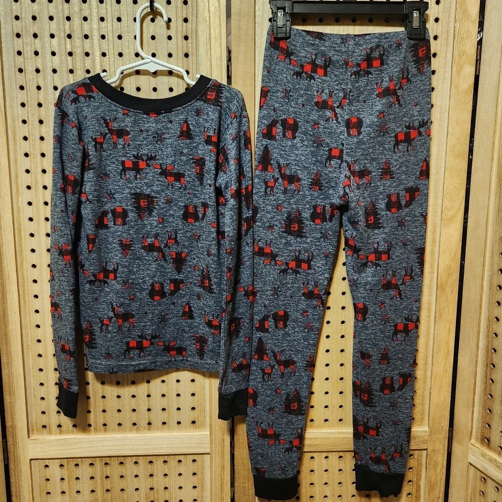 PJ Essentials Pajama Set Girls Size 8 Super Soft Black Gray Red Moose Bear Trees
